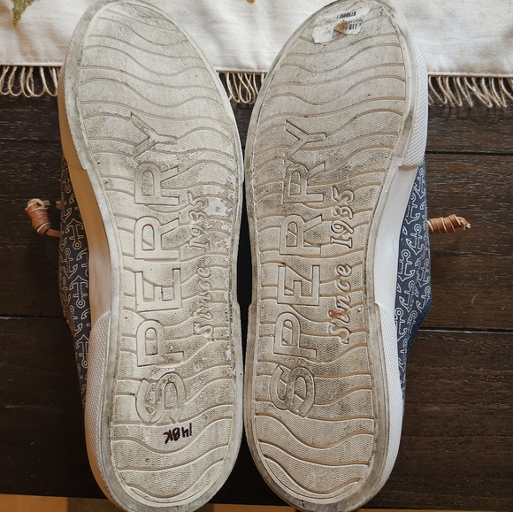 Sperry navy&white Anchor shoes. - Picture 6 of 6